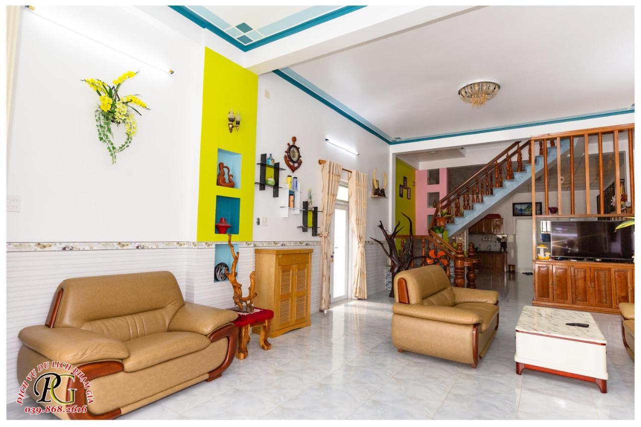 Nhà Nghỉ&Homestay Phạm Gia Van Ninh Esterno foto